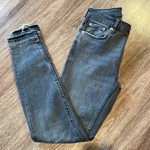 Zara Skinny Jeans size 8